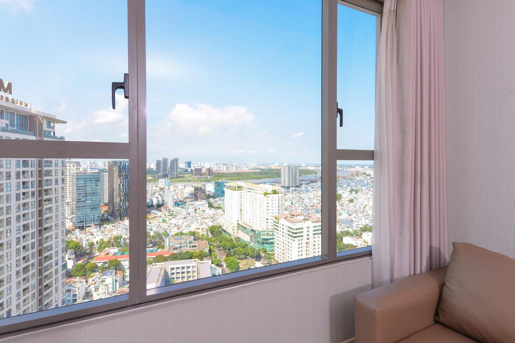 Yo'S Homes Rivergate Apartment Infinity Pool Near District 1 Ho Chi Minh-Byen Eksteriør billede